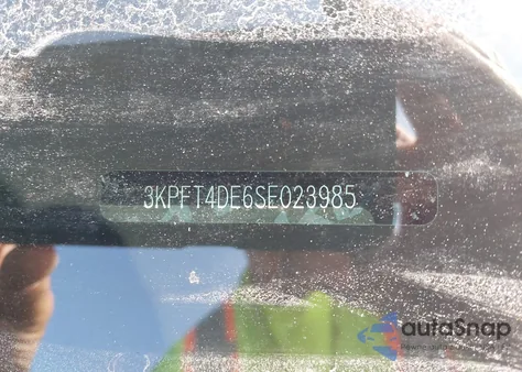 2025 Kia K4 Lxs z USA, uszkodzony, nr VIN 3KPFT4DE6SE023985